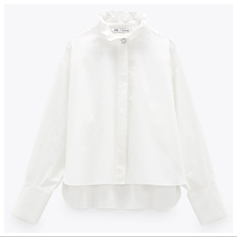 LAST CHANCE! Closet clean out bundle to save! Jewel Buttons Poplin Cropped Shirt